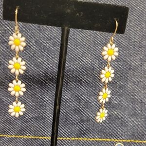 Daisy Dangling 2"  Earrings